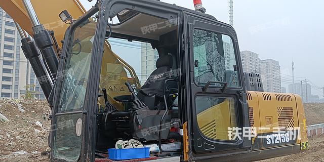 驾驶室整体（整机外观）