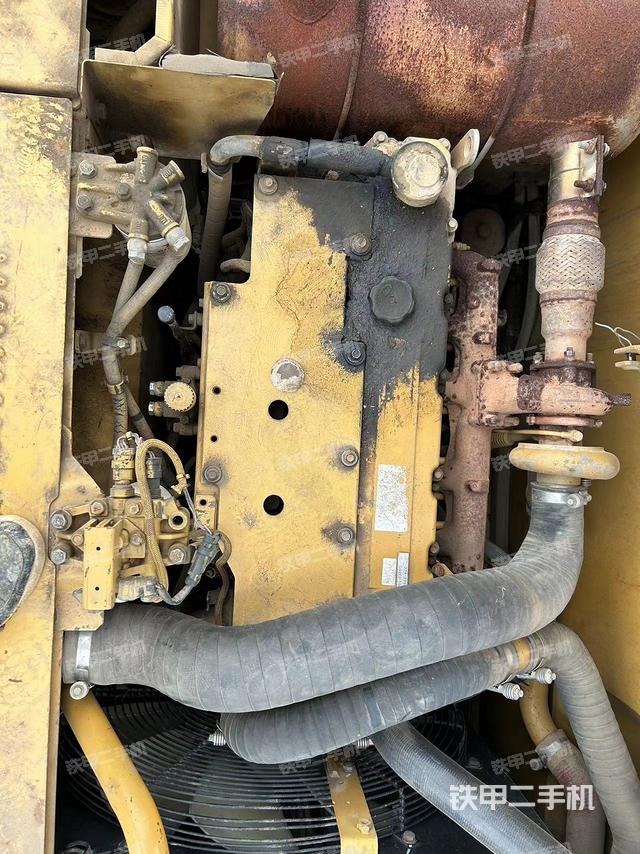 发动机整体俯视（整机外观）