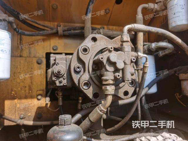 液壓泵室（大件艙室）