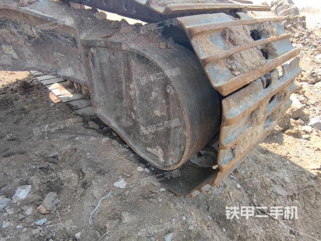 右側(cè)行走馬達(dá)蓋板(行走機(jī)構(gòu)) 右側(cè)行走馬達(dá)蓋板(行走機(jī)構(gòu))