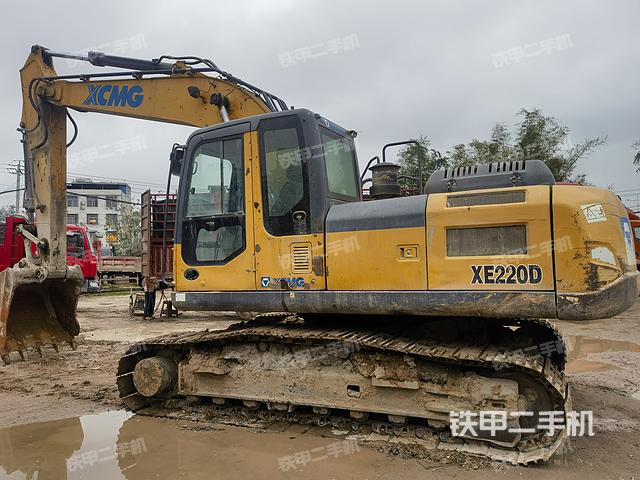 驾驶室整体（整机外观）