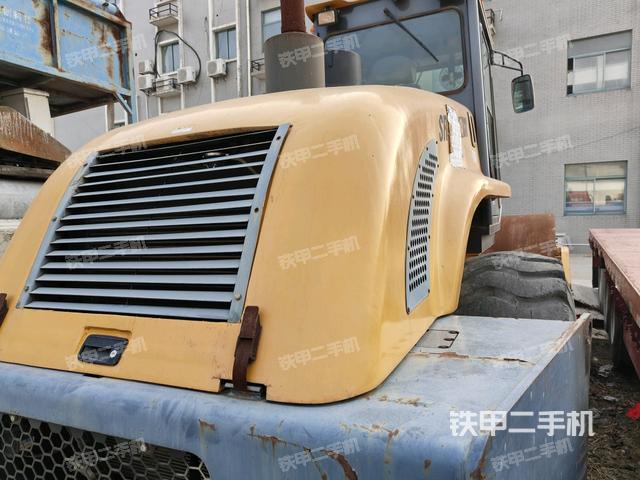 右后45°（压路机整机外观）