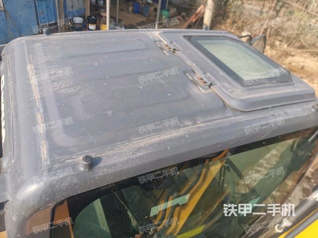 驾驶室顶部俯视（上车部件）