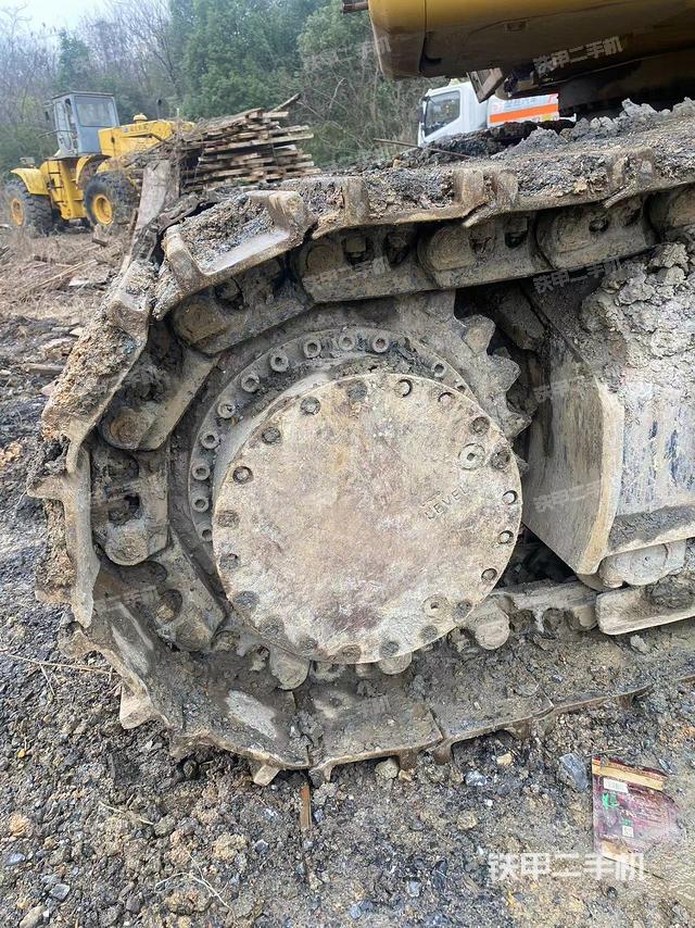 单侧履带整体（整机外观）