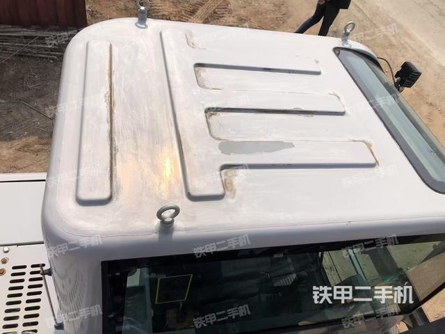 頂棚整體(駕駛室部分) 頂棚整體(駕駛室部分)