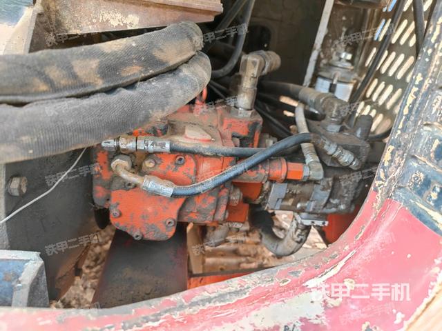 液壓泵室（大件艙室）