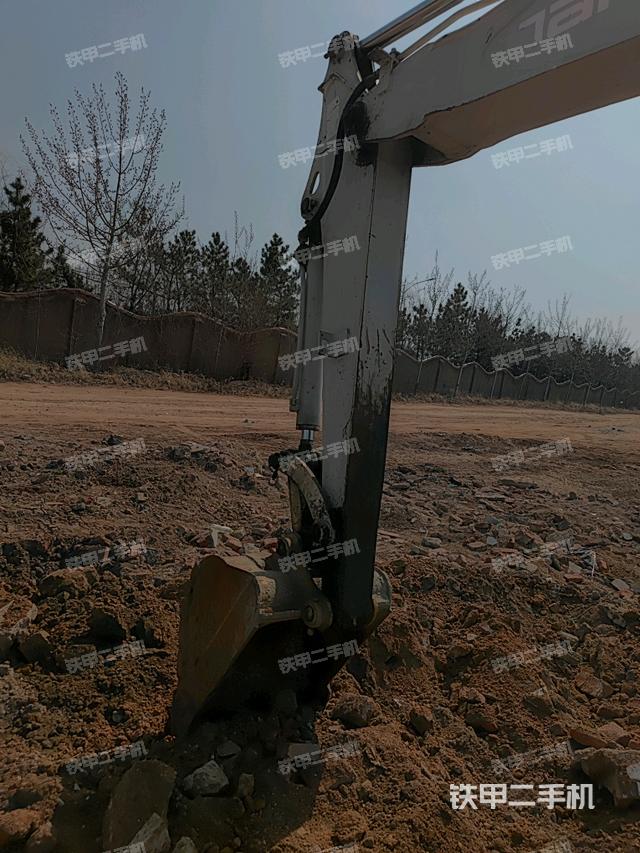 小臂整體左后（工作和回轉(zhuǎn)裝置）