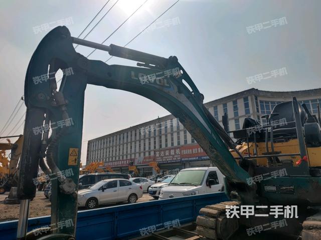 小臂整體右前(工作和回轉(zhuǎn)裝置) 小臂整體右前(工作和回轉(zhuǎn)裝置)