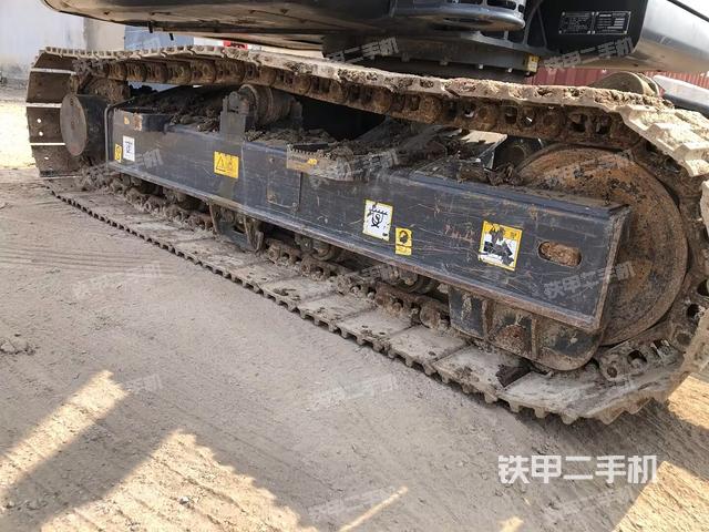 左驅(qū)動(dòng)輪(行走機(jī)構(gòu)) 左驅(qū)動(dòng)輪(行走機(jī)構(gòu))