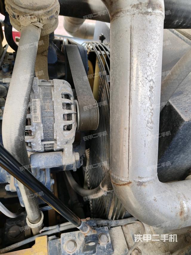 风扇及皮带（压路机发动机舱）