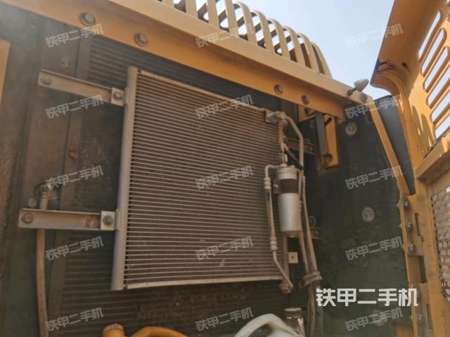 散熱器正面（大件艙室）