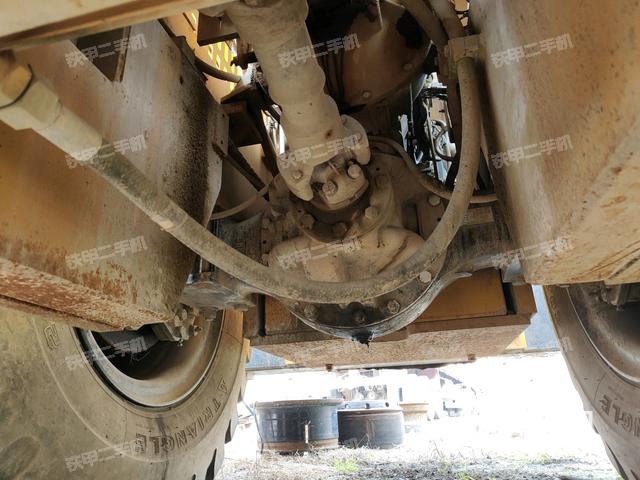 桥\驱动（压路机前后车架）