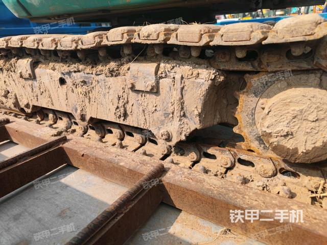 左側(cè)行走馬達(dá)蓋板(行走機(jī)構(gòu)) 左側(cè)行走馬達(dá)蓋板(行走機(jī)構(gòu))