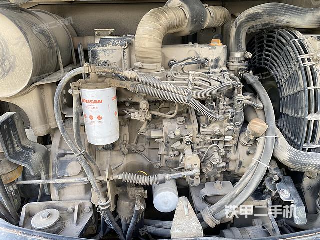 发动机整体俯视（整机外观）