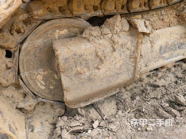 左側(cè)履帶整體?（行走機構(gòu)）