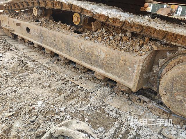 单侧履带整体（整机外观）