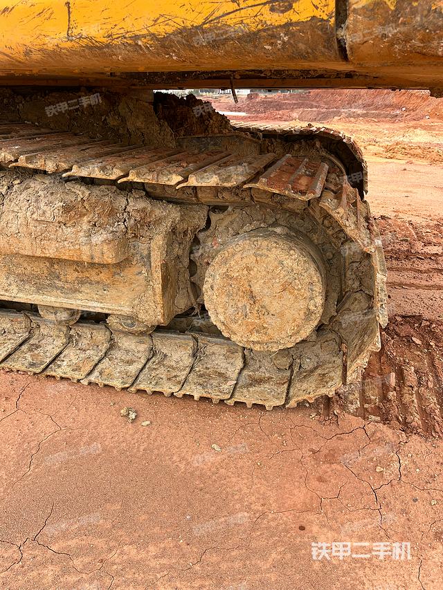 单侧履带整体（整机外观）