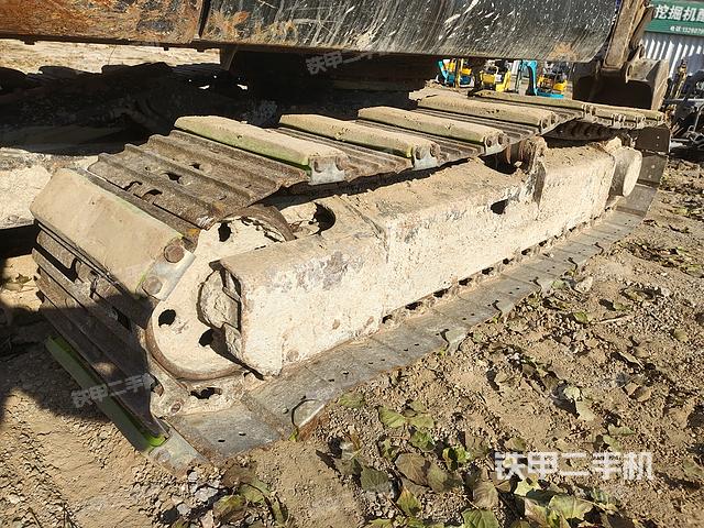 单侧履带整体（整机外观）