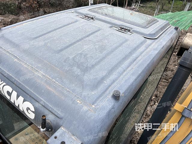 驾驶室顶部（整机外观）