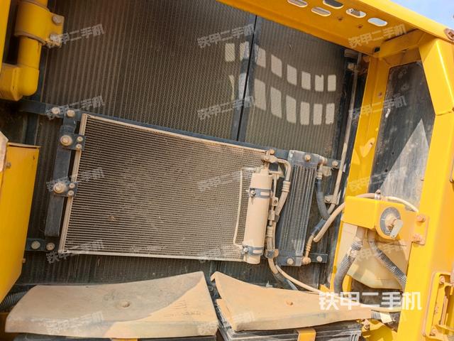 散熱器正面（大件艙室）