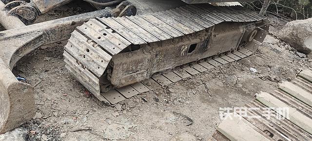 单侧履带整体（整机外观）