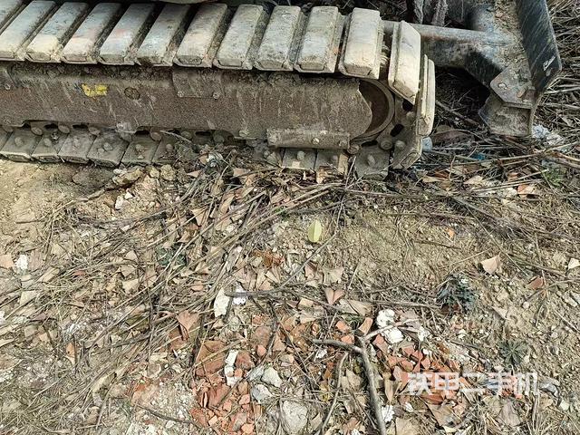 单侧履带整体（整机外观）