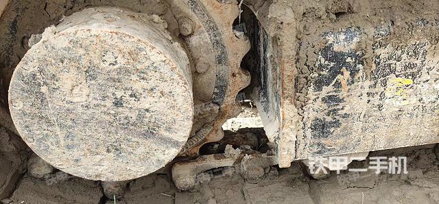 单侧履带整体（整机外观）