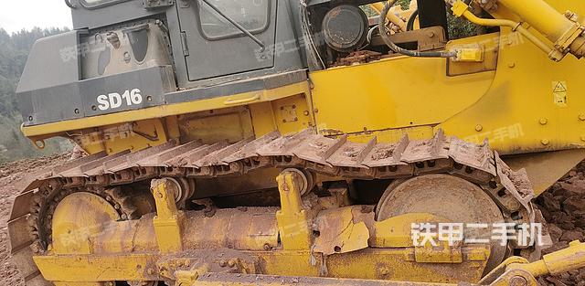 整机左侧（设备外观及核心部件）