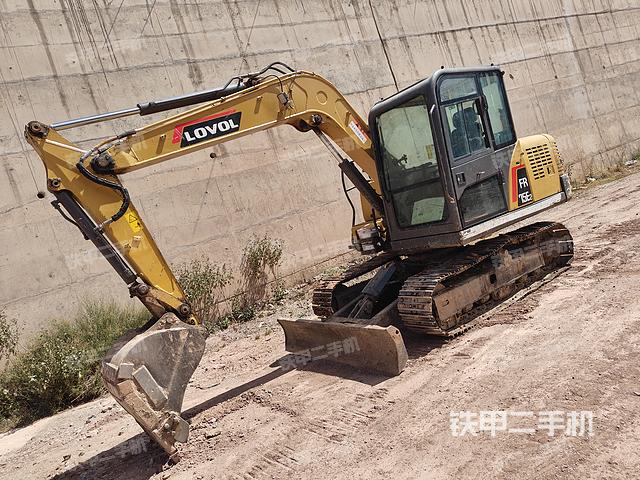雷沃重工FR75E2挖掘机