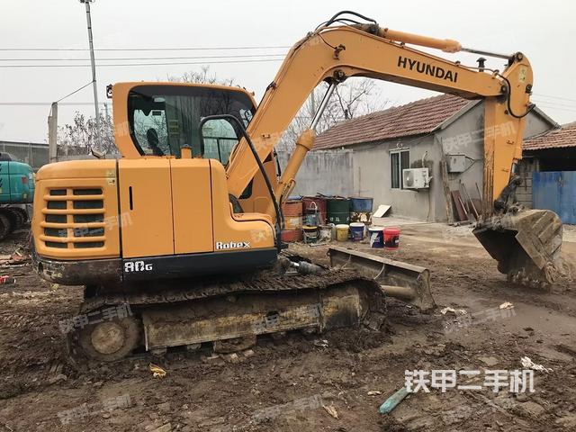 大臂根部?斜（工作和回轉(zhuǎn)裝置）