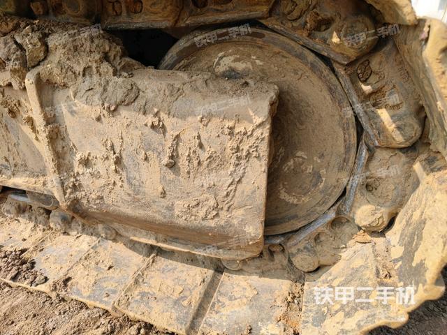 右導向輪（行走機構(gòu)）