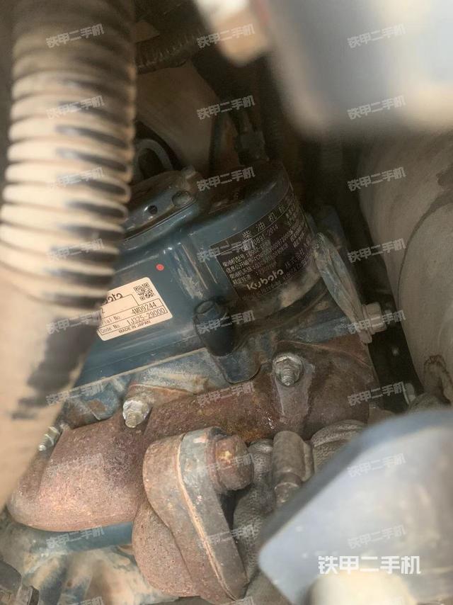 发动机整体俯视（整机外观）