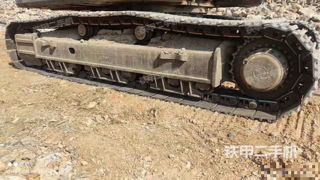 单侧履带整体（整机外观）