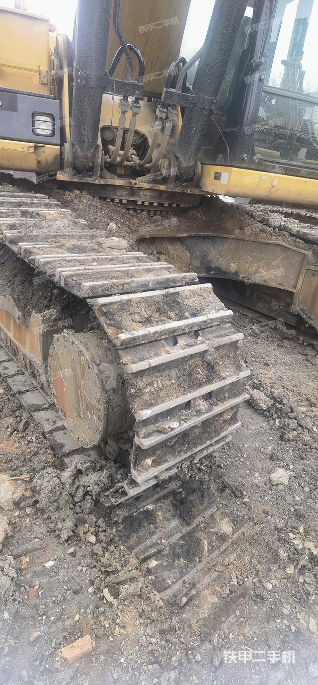 单侧履带整体（整机外观）