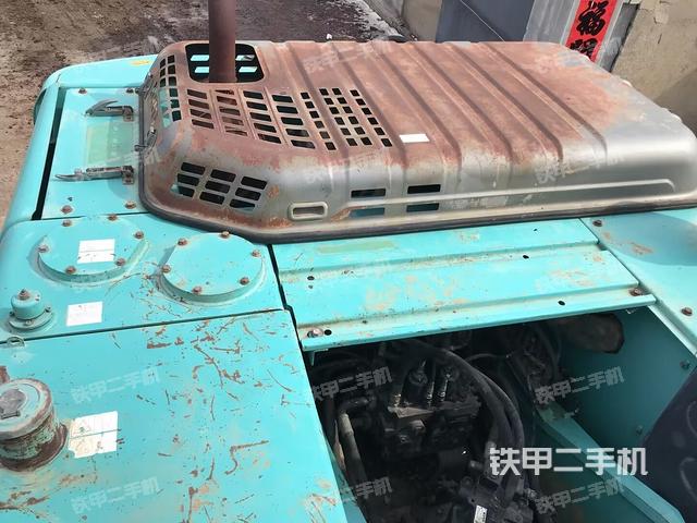 氣門室蓋螺絲特寫(xiě)(上車部件) 氣門室蓋螺絲特寫(xiě)(上車部件)