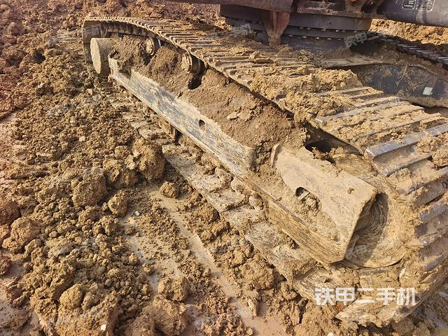 单侧履带整体（整机外观）