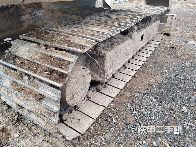 单侧履带整体（整机外观）