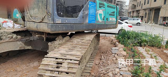 单侧履带整体（整机外观）