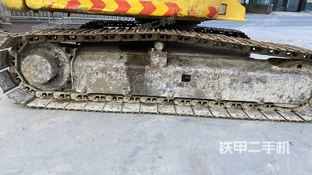 单侧履带整体（整机外观）