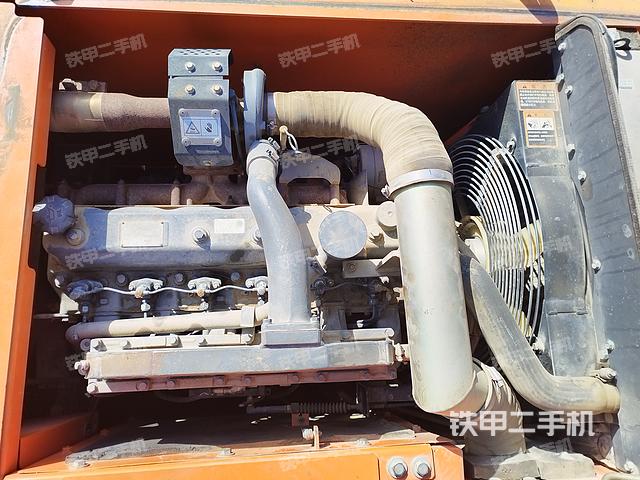 发动机整体俯视（整机外观）