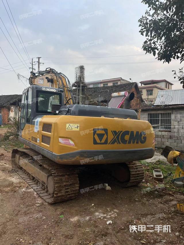 驾驶室顶部（整机外观）