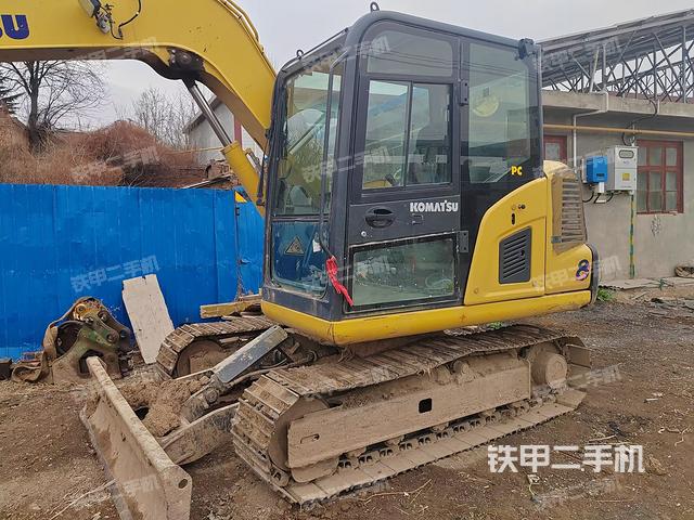 驾驶室整体（整机外观）