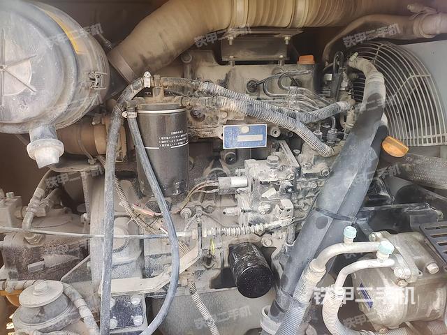 发动机整体俯视（整机外观）