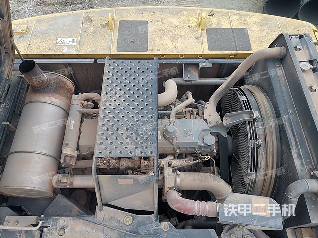 发动机整体俯视（整机外观）