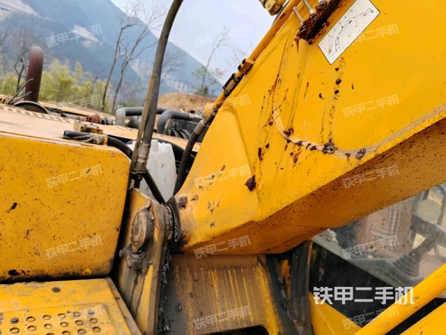 大臂根部 斜视（工作和回转装置）