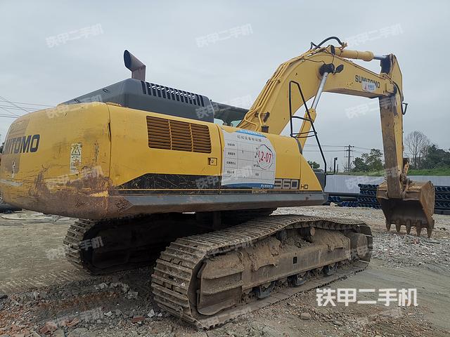 整机右后45°（整机外观）