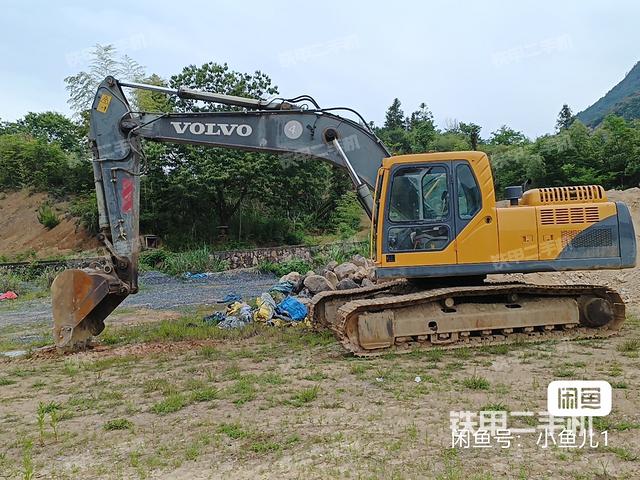 驾驶室整体（整机外观）