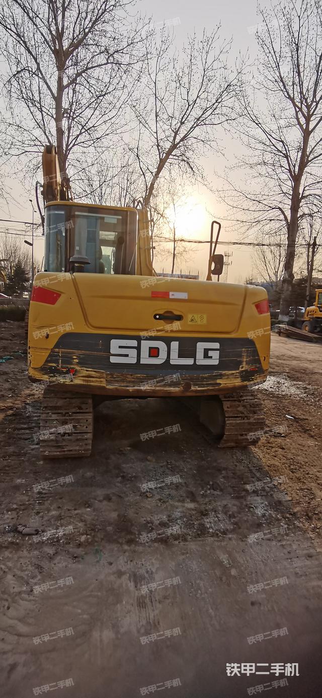 单侧履带整体（整机外观）