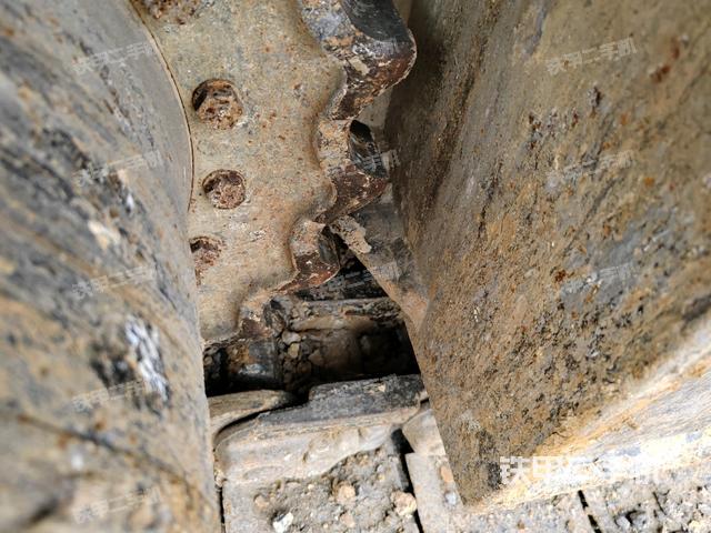 左侧行走马达盖板（行走机构）