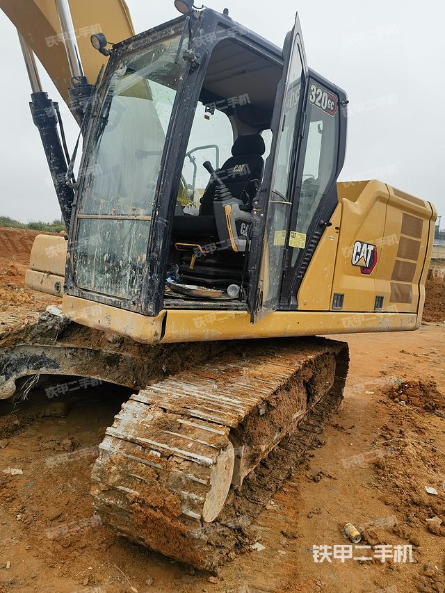 驾驶室整体（整机外观）